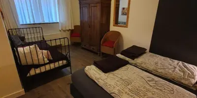 Ein Sitzbereich in der Unterkunft Ferienwohnung an der Mosel, Postamt