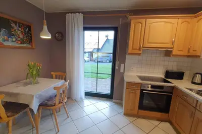 Küche/Küchenzeile in der Unterkunft Ferienwohnung Weiherblick, Vulkaneifel