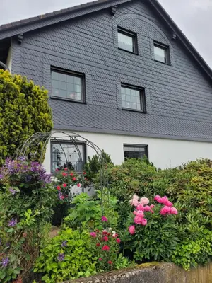 Ein Garten an der Unterkunft Ferienwohnung Mietzner