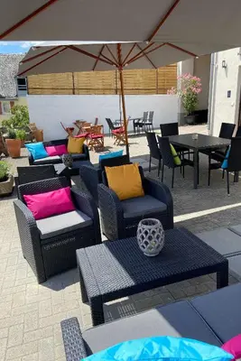 Ein Sitzbereich in der Unterkunft NEU!!! Moselbleibe Winzerhaus Kues
