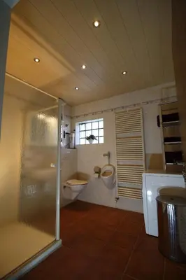 Ein Badezimmer in der Unterkunft Komfort Ferienwohnung FEWO 74-3