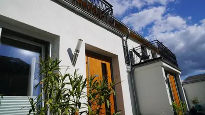 Das Gebäude in dem sich die Ferienwohnung befindet